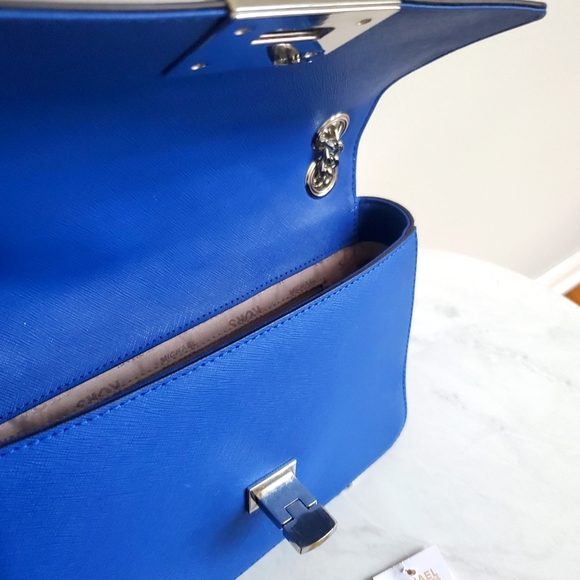 LIKE NEW* Michael Kors Tina Electric Blue ๐ Perforated Floral Shoulder Bag - Picture 10 of 12